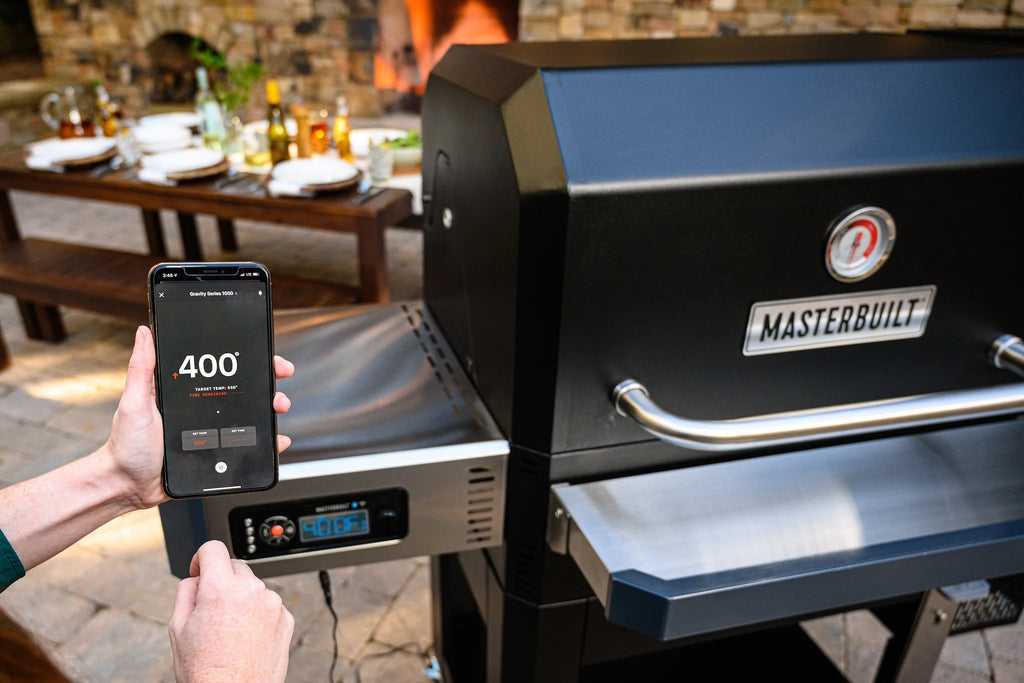 Barbecue et fumoir à charbon numérique WiFi Masterbuilt Gravity Series? 1050 en noir