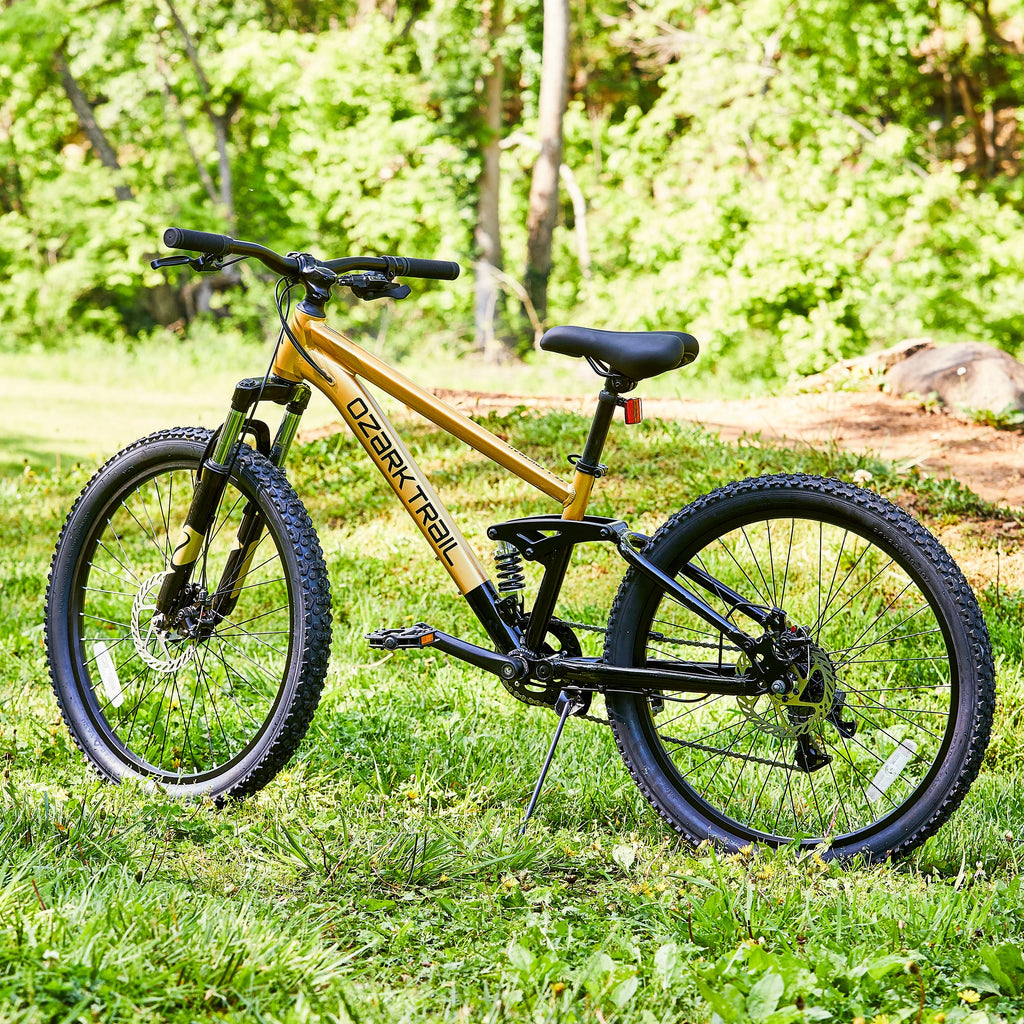 24 Ozark Trail FS.1 Epictrail Vélo tout-terrain à suspension intégrale, Pour adolescents et adultes, Tailles entre 4'6-5'6, Argent