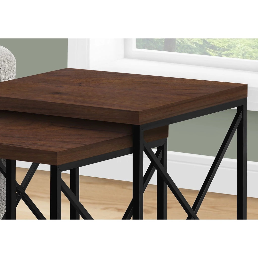 Ensemble de 2 tables gigognes carrées en métal Monarch Specialties, Merisier/Noir