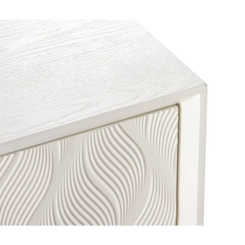 Bahut moderne à quatre portes avec motif incurvé 3D et fermetures à bouton-poussoir.