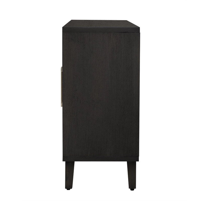 Un cabinet de style minimaliste et luxueux, doté de quatre portes en lin.